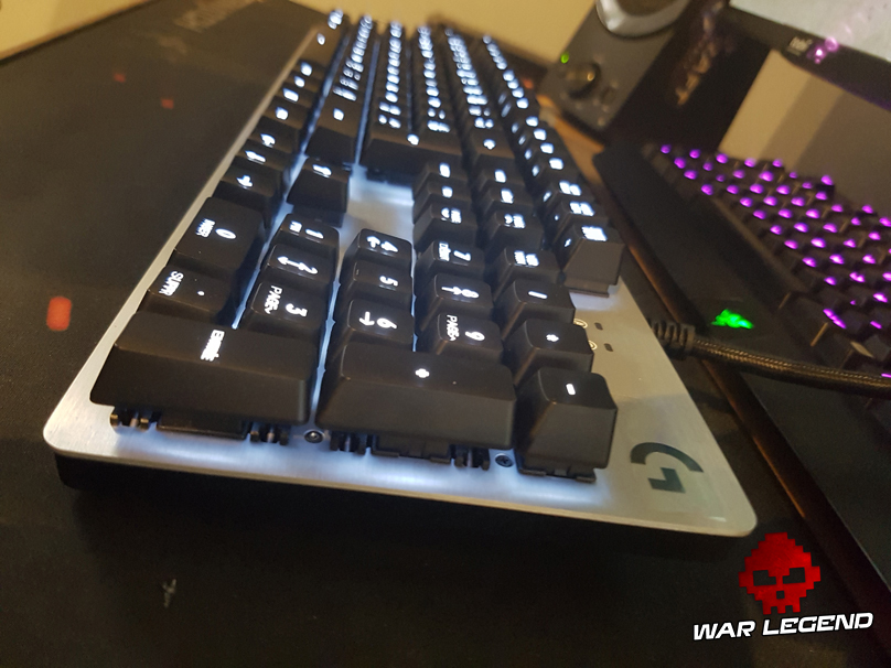 Test Logitech G413 Silver