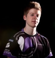 300px-Dayshi_DH_Stockholm_2013