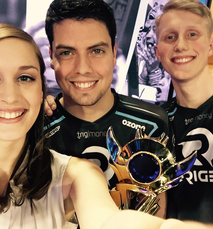 CCF3P5DWEAEBMRB.jpg large