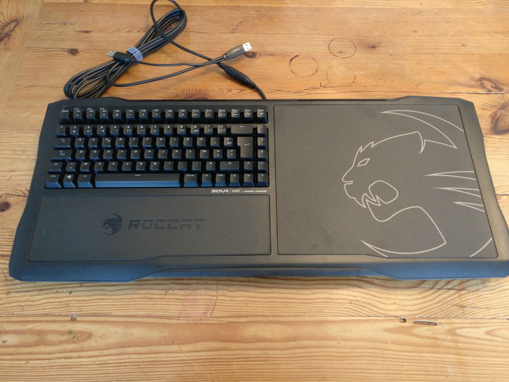 Test clavier Roccat Sova MK - Prêt à jouer depuis le canapé ? photo clavier vue du dessus