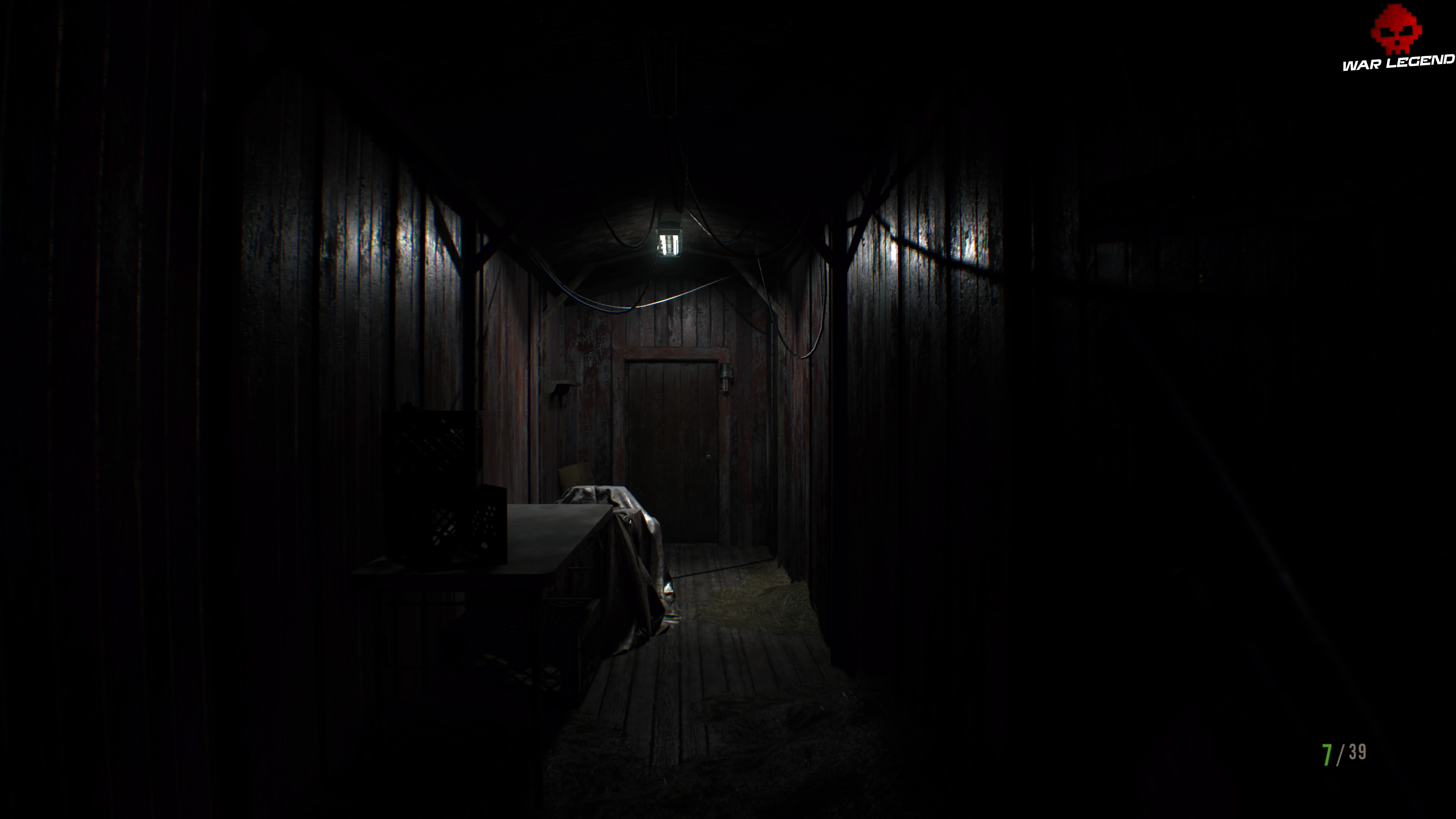 Solution Resident Evil 7 Biohazard - Chapitre 5 porte au fond d'un couloir