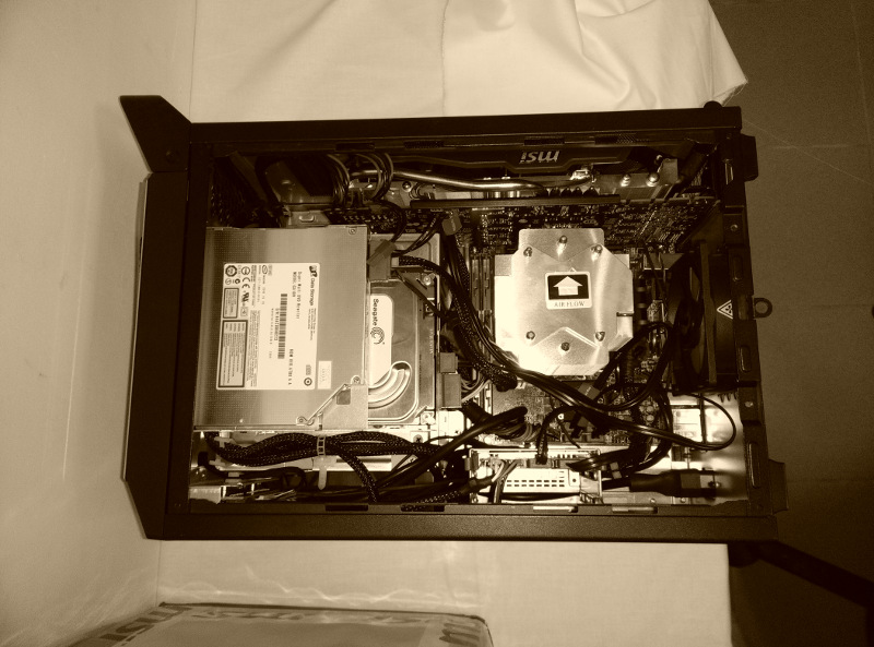 inside-msi-nightblade-z97