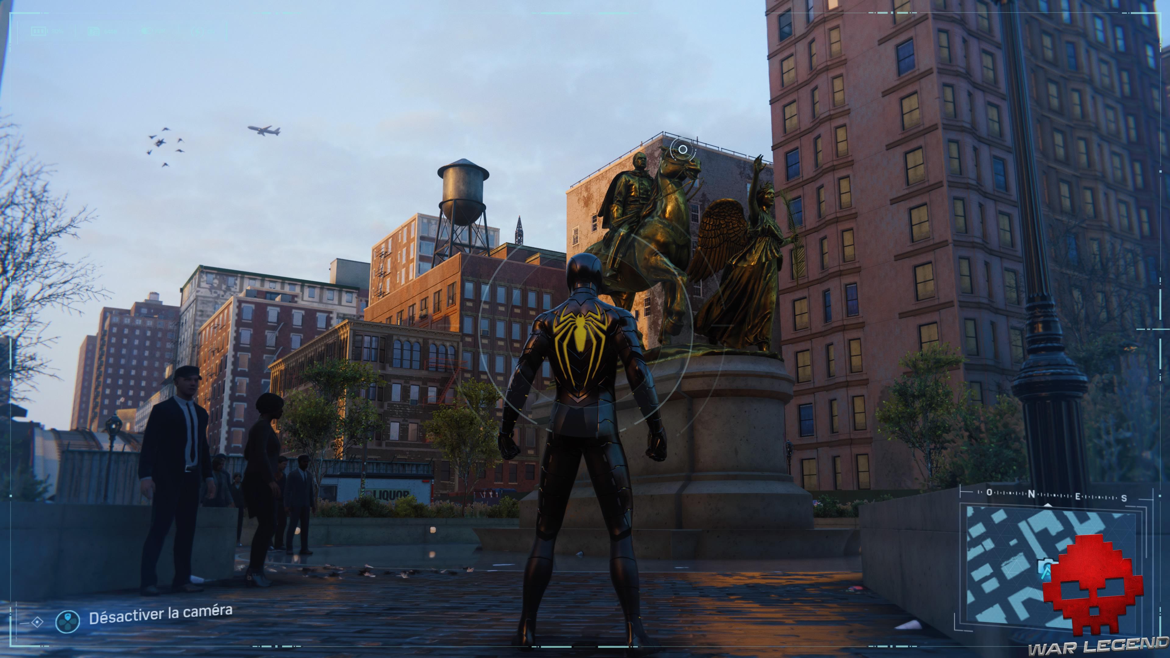 Spider-Man photo secrète Statue de Frederick Douglass
