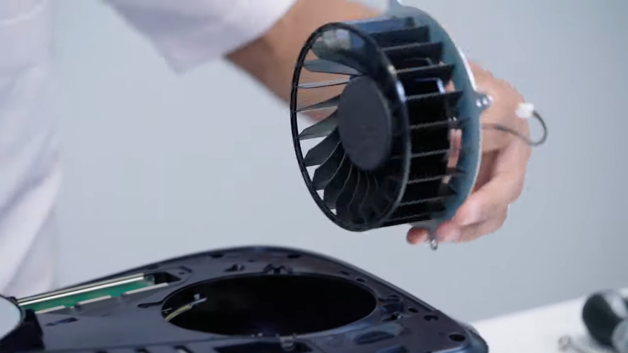 PS5 Teardown_ An up-close and personal look at the console hardware 3-30 screenshot