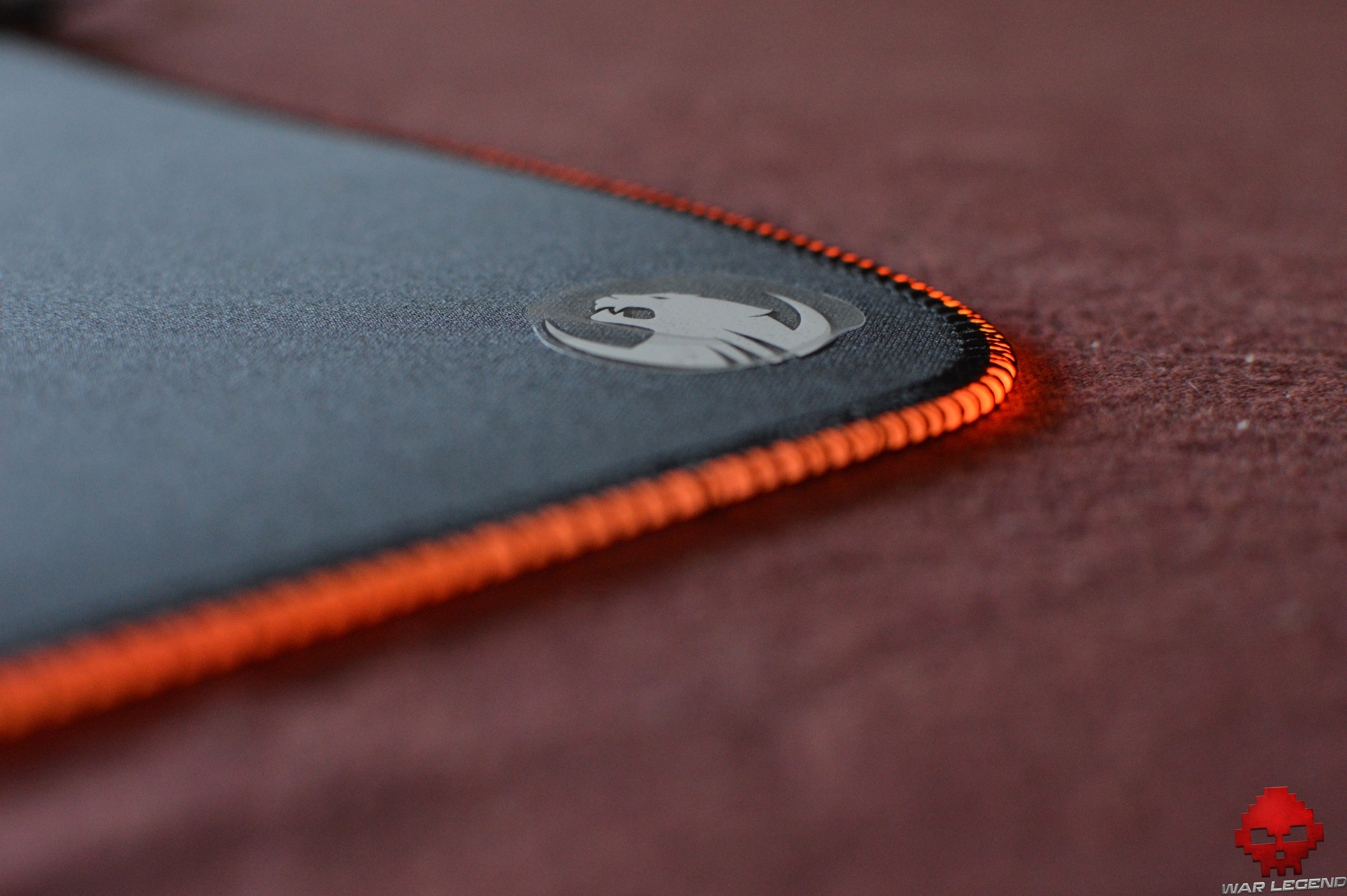 Test Roccat Sense AIMO logo Roccat