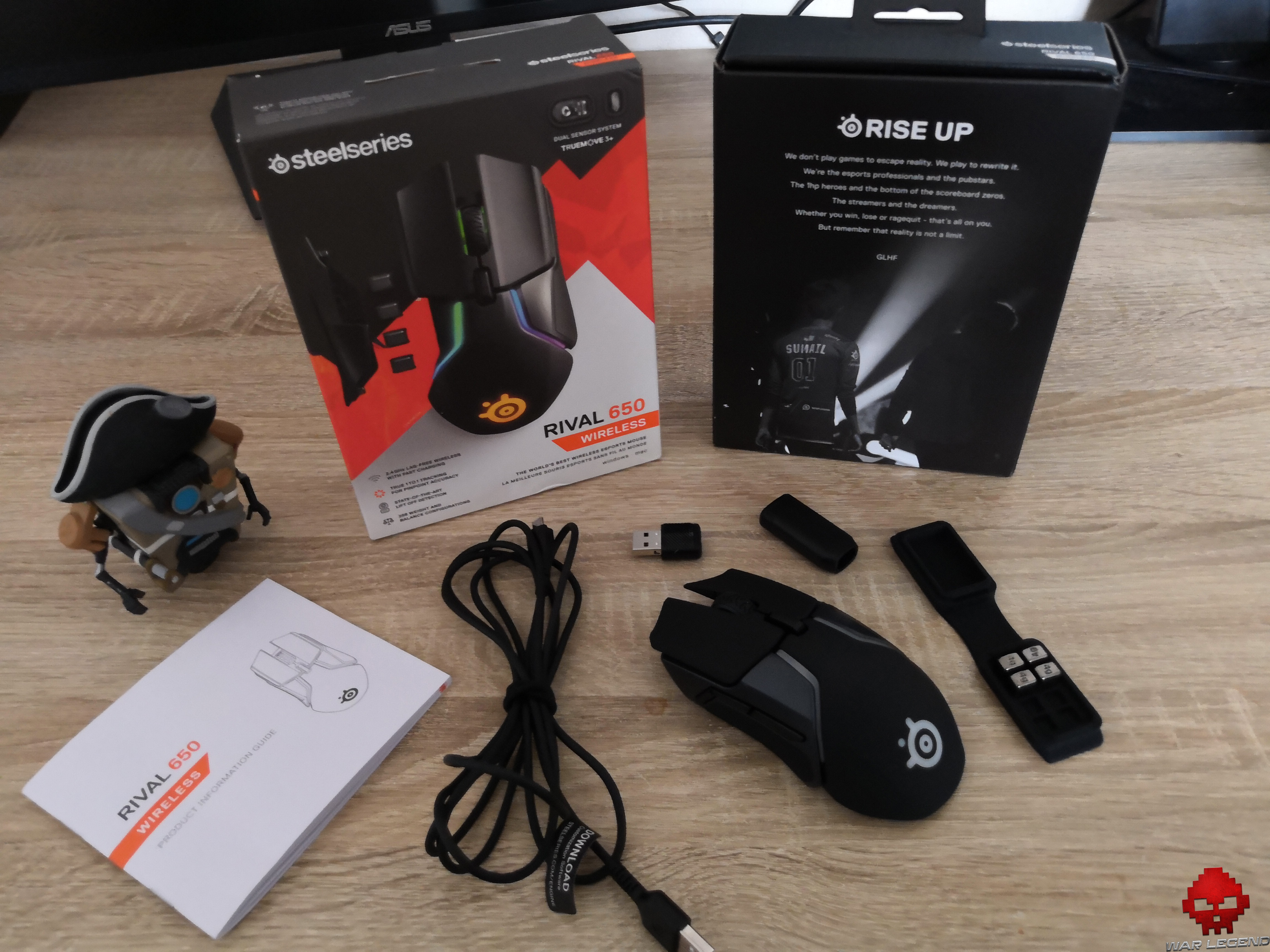 SteelSeries Rival 650 et ses accesoires
