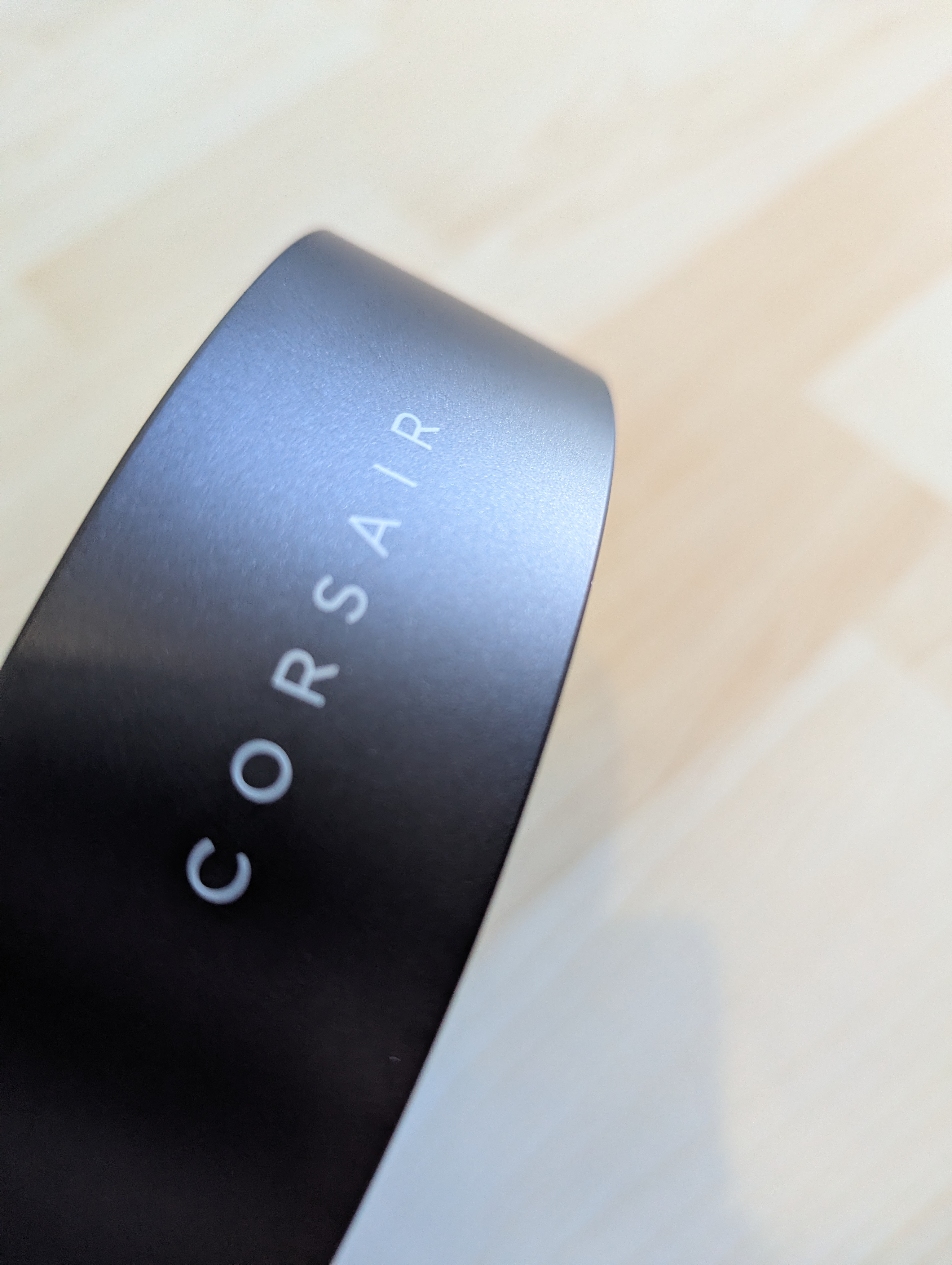 corsair_hs80_v2_max_wireless_11