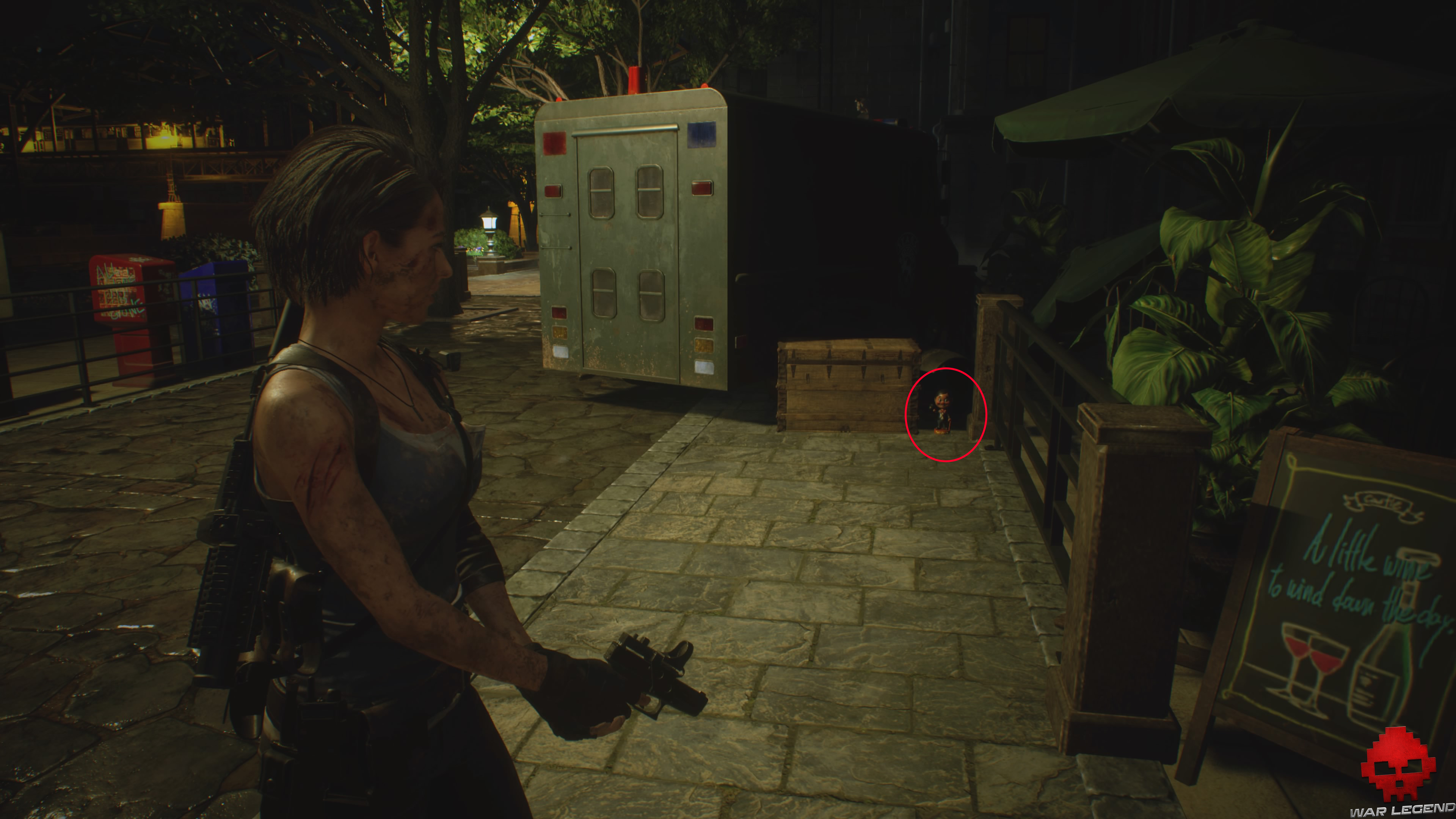 Resident Evil 3 - Mr Charlie à côté d'une caisse