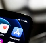 iPhone avec la 5G activée, indicateur 5G visible dans la barre de statut