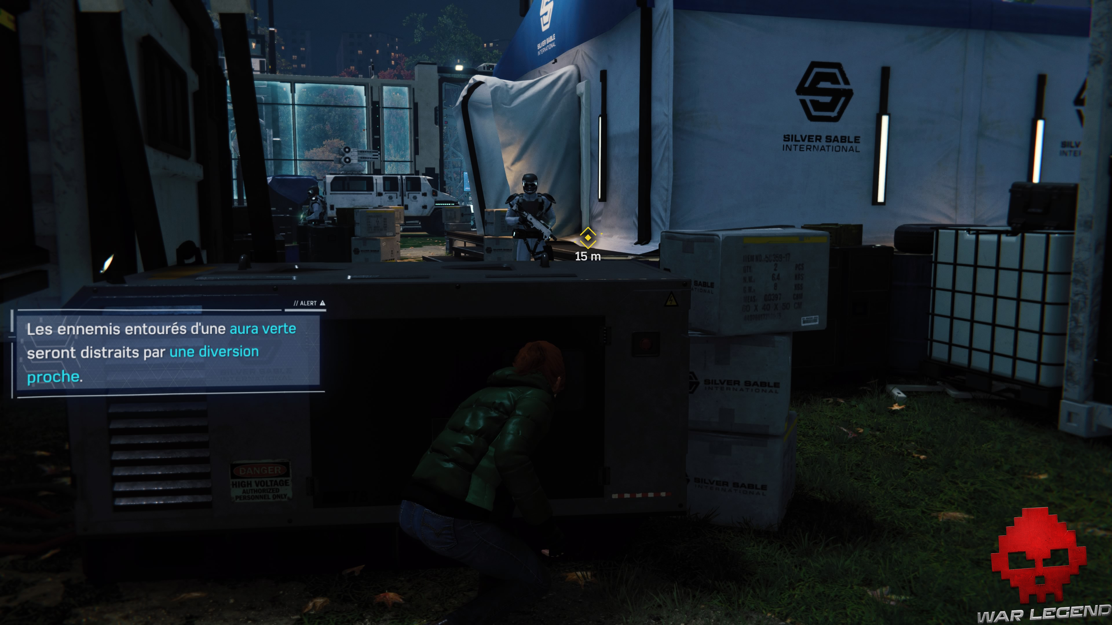 solution spider-man pas d'invitation un garde regarde fixement dans la direction de MJ