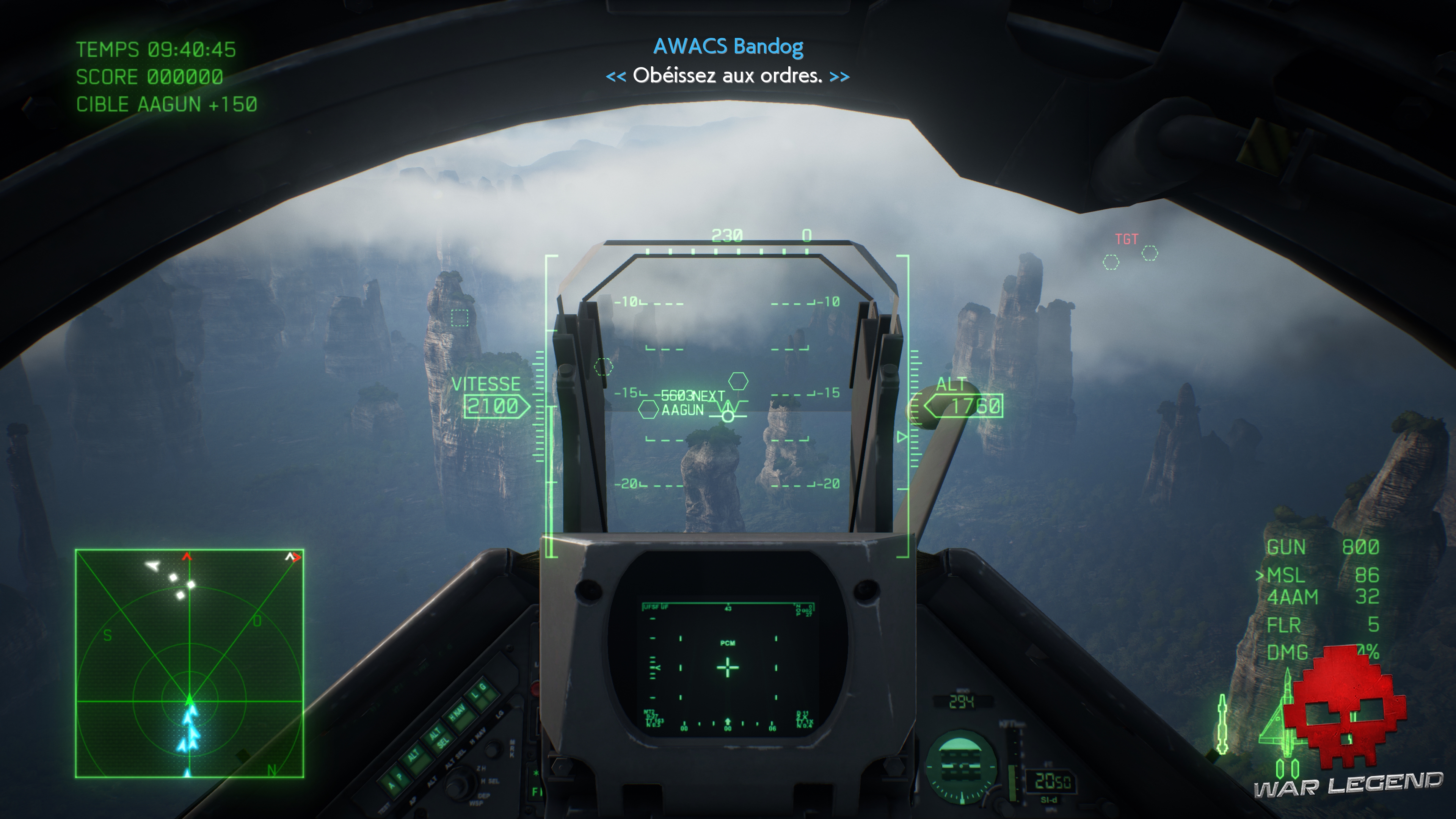 Test Ace Combat 7: Skies Unknown - Un canyon de grands rochers verticaux